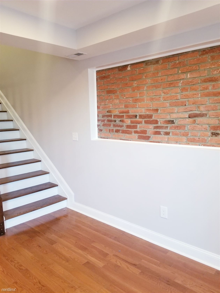 2104 East Biddle Street - Photo 9