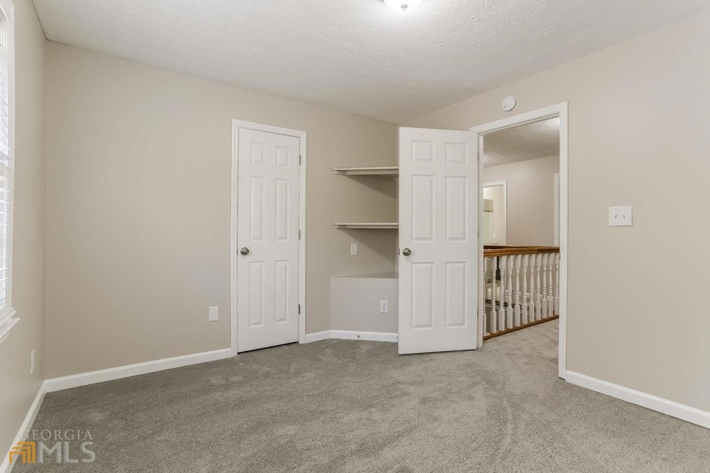 4140 Poplar Trail - Photo 10