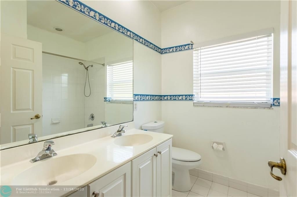 2275 Sw 185th Ave - Photo 48