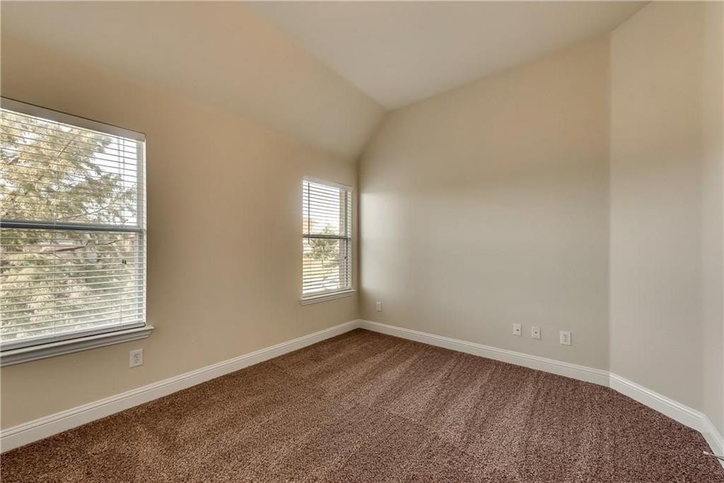 1622 Shadow Brook Trail - Photo 11