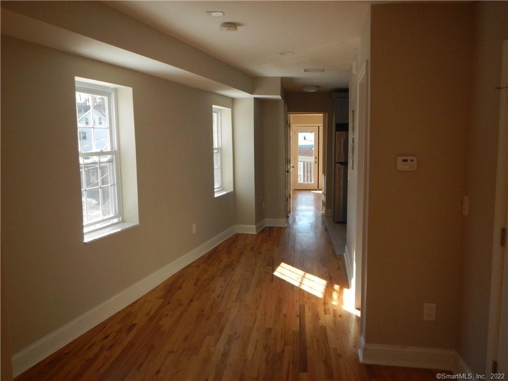 412 Howe Avenue - Photo 3