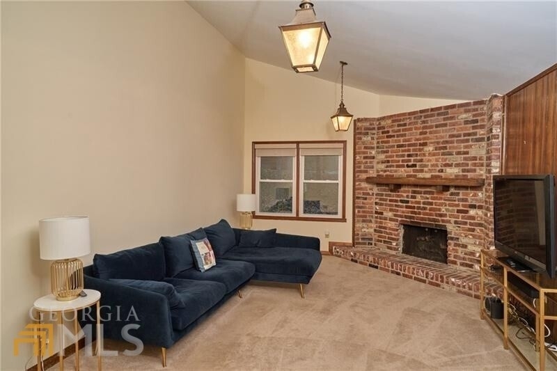 4065 Sussex Pl - Photo 5