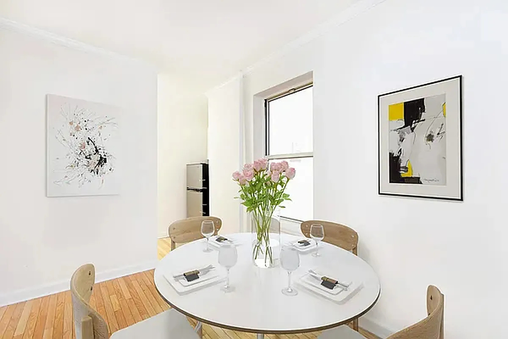 95 East 7th Street - Photo 2