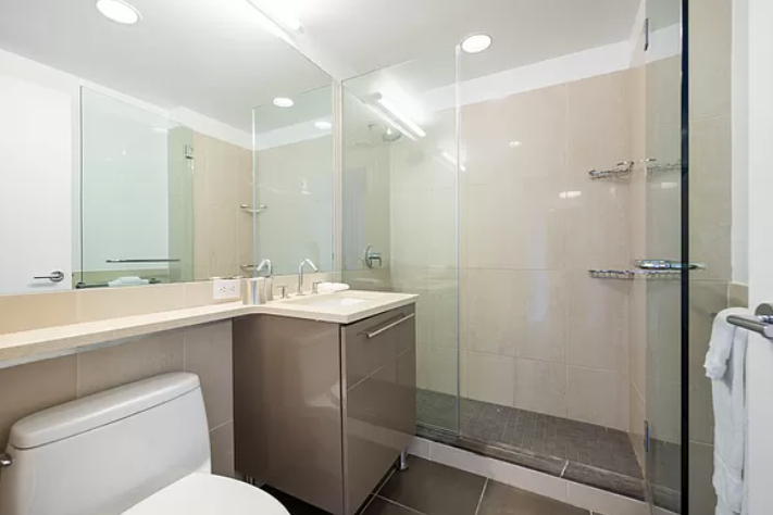 West 92 St.  - Photo 4
