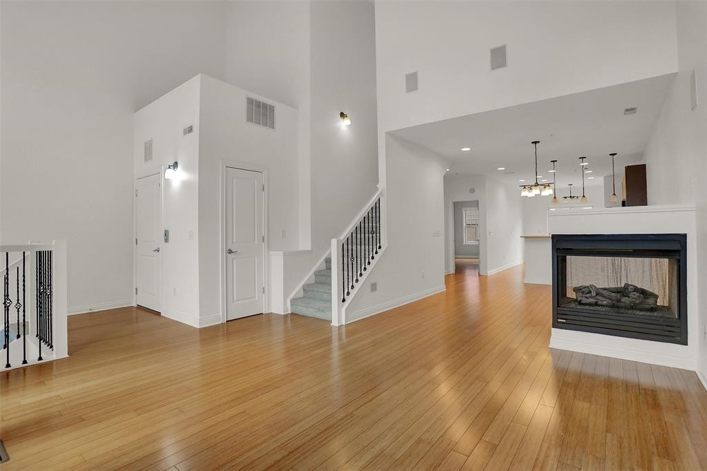 547 N Park Avenue - Photo 5