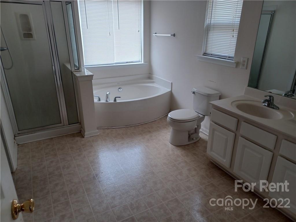 8831 Driftwood Commons Court - Photo 4