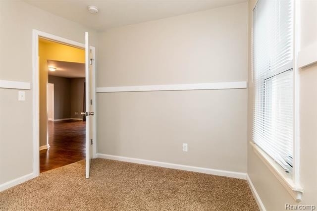 20904 Parker Street - Photo 29