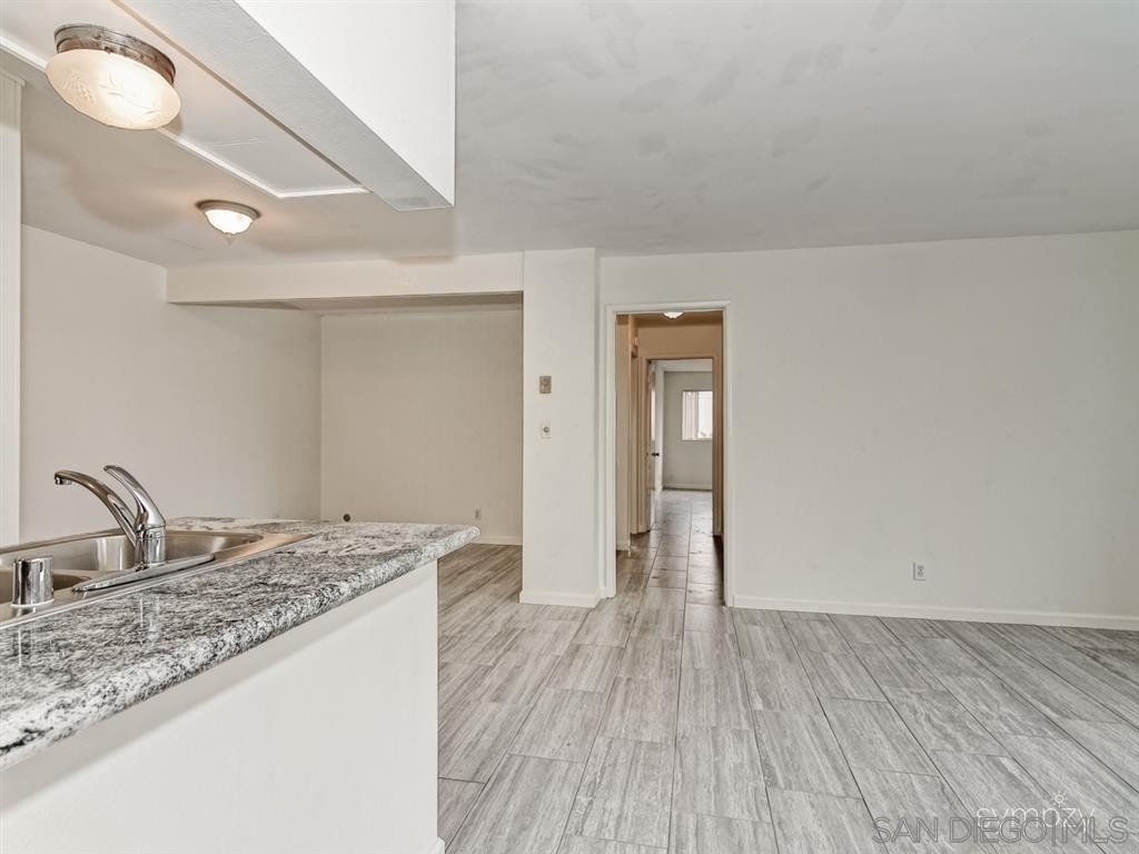 962 Loring Street - Photo 3