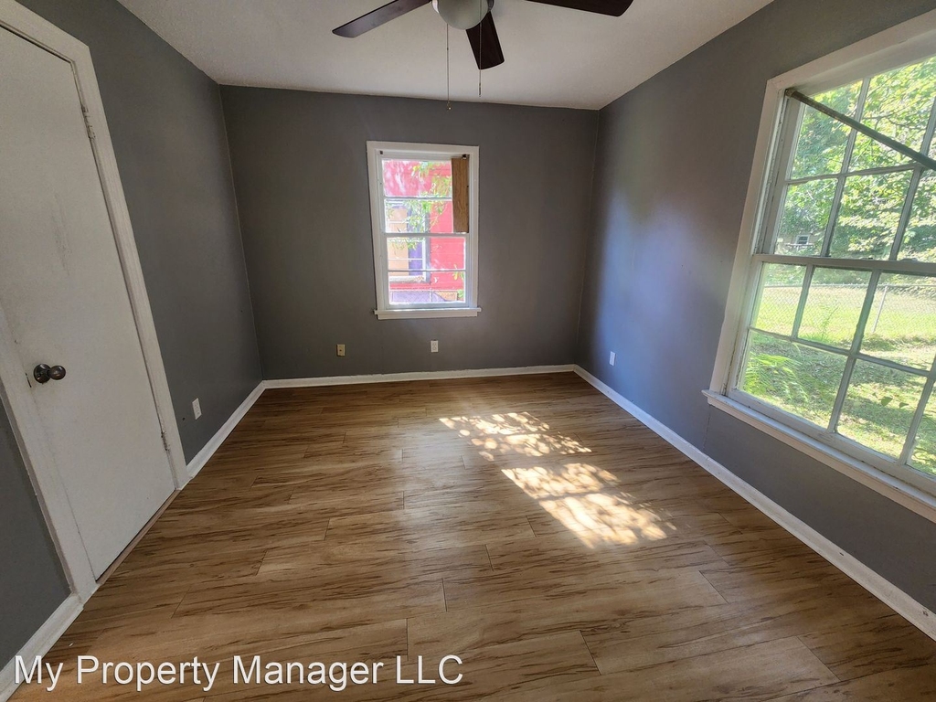 7028 Karen Street - Photo 2