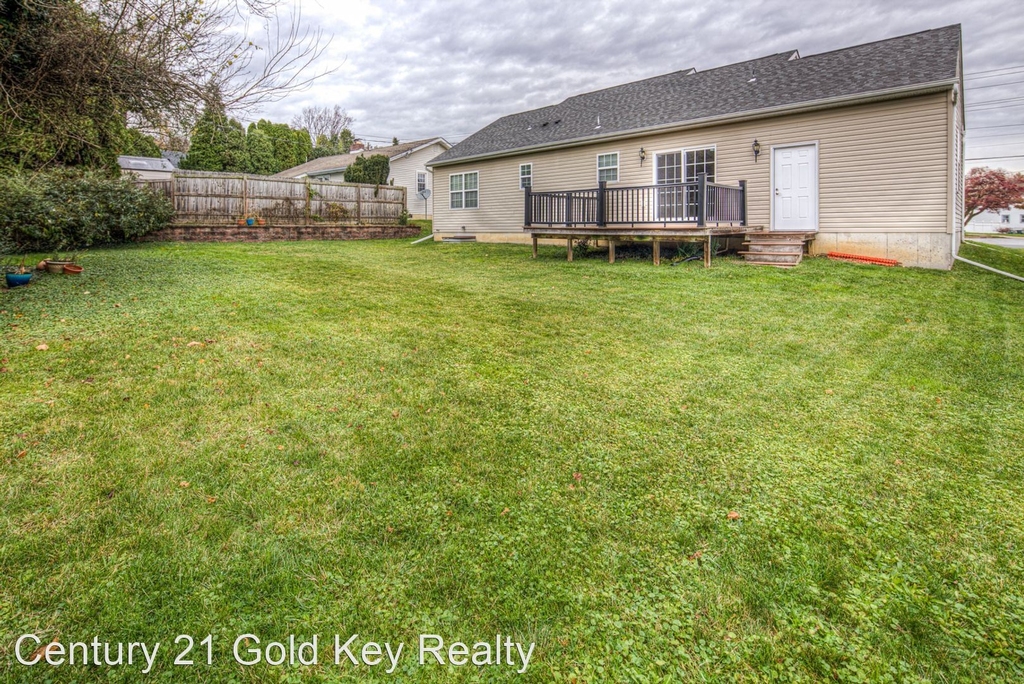 2404 Duncan Road - Photo 4