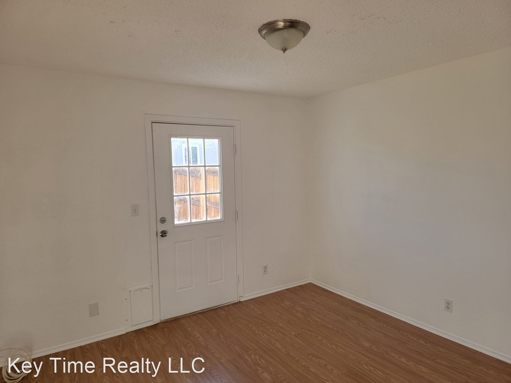 2152 Riviera Blvd - Photo 4