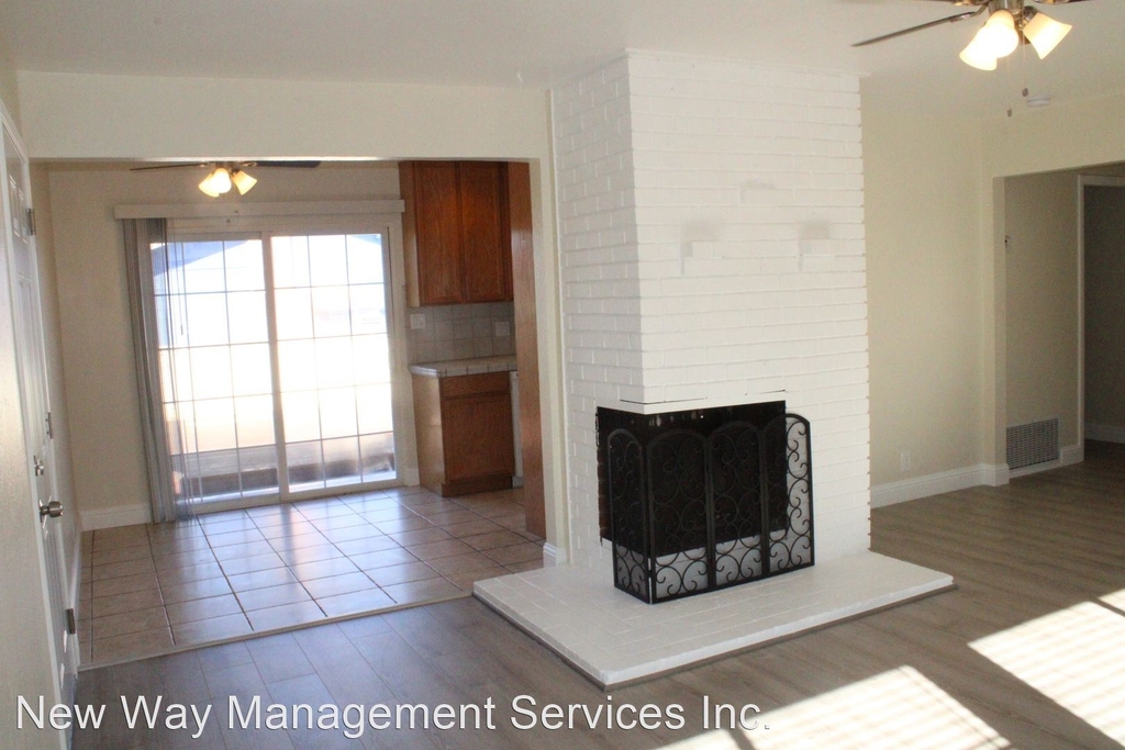 2708 Kevin Road - Photo 2