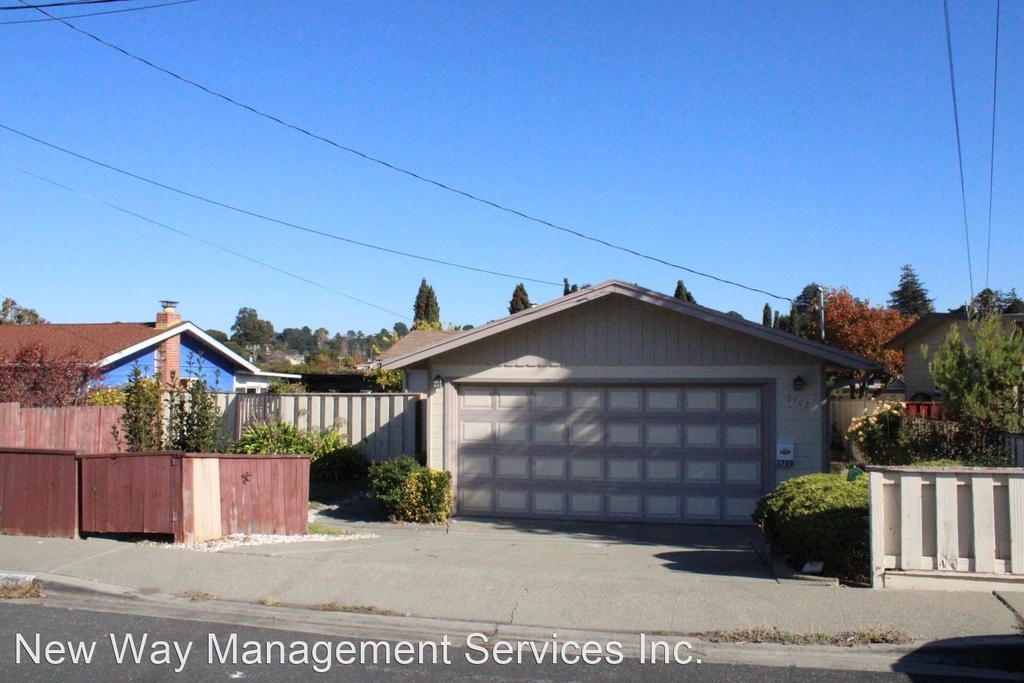 2708 Kevin Road - Photo 0