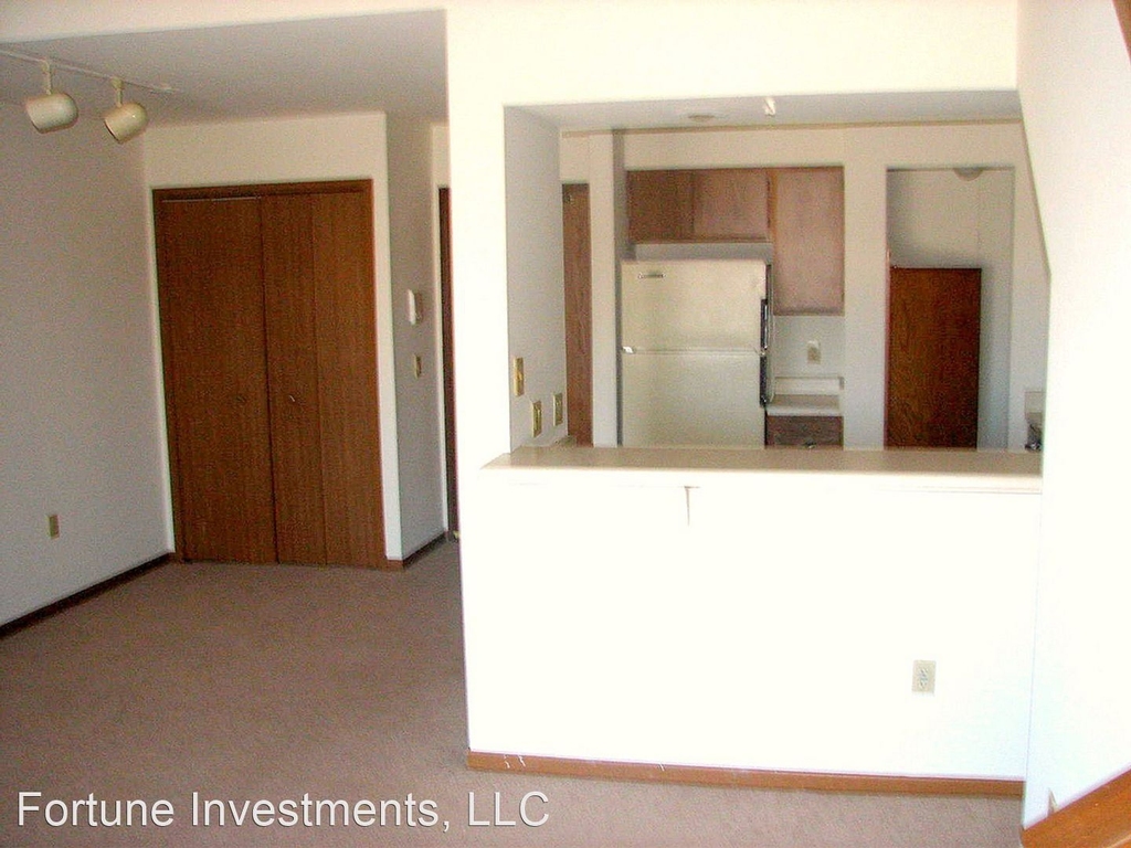 335-336 Olson Court - Photo 19