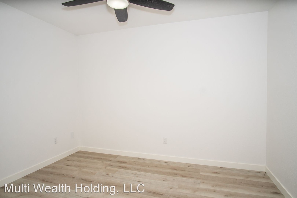 6701 Kelly Street - Photo 17