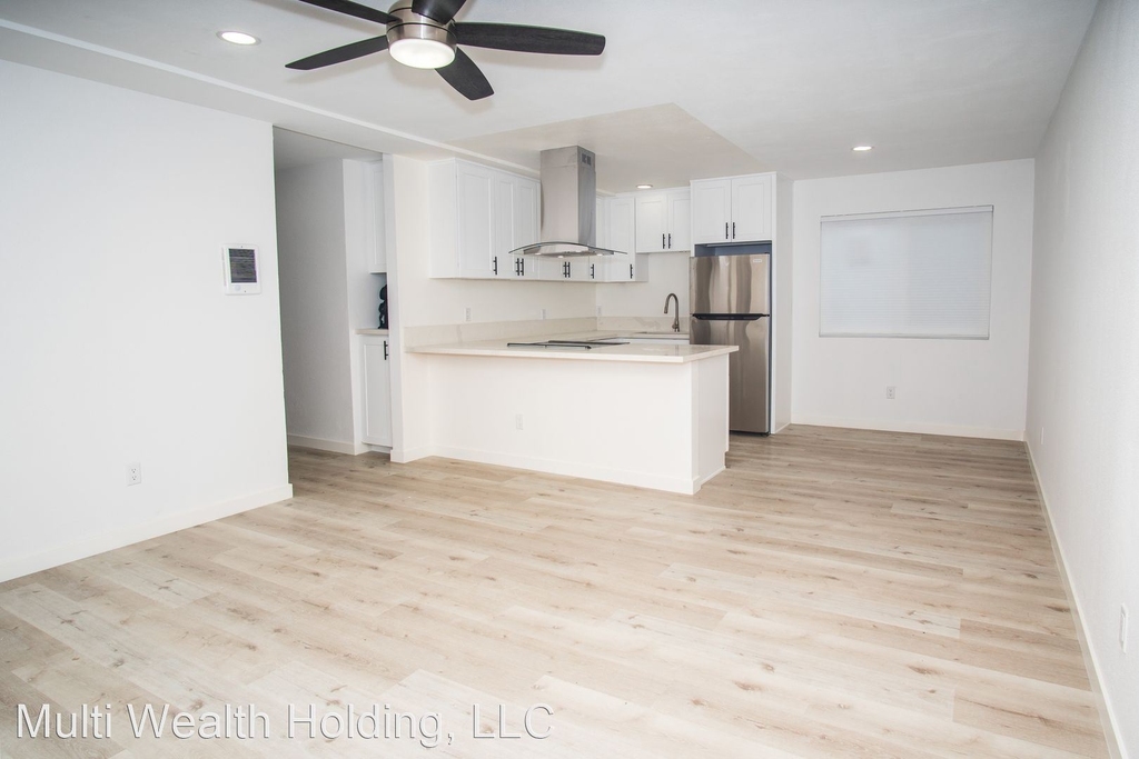 6701 Kelly Street - Photo 2