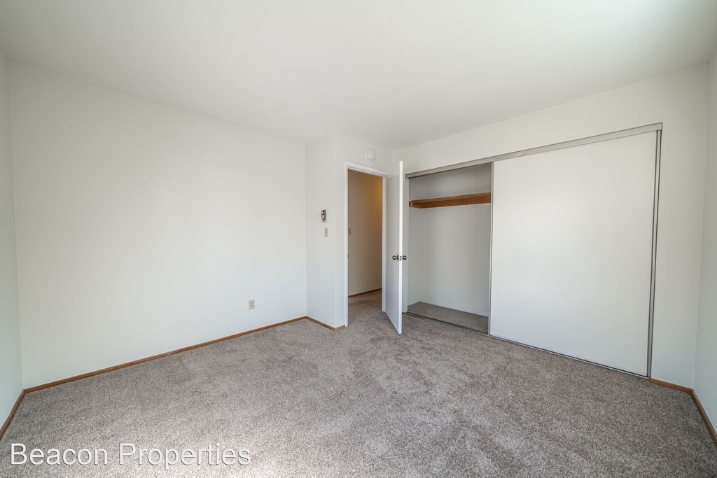 427-437-439 Foothill Blvd - Photo 8