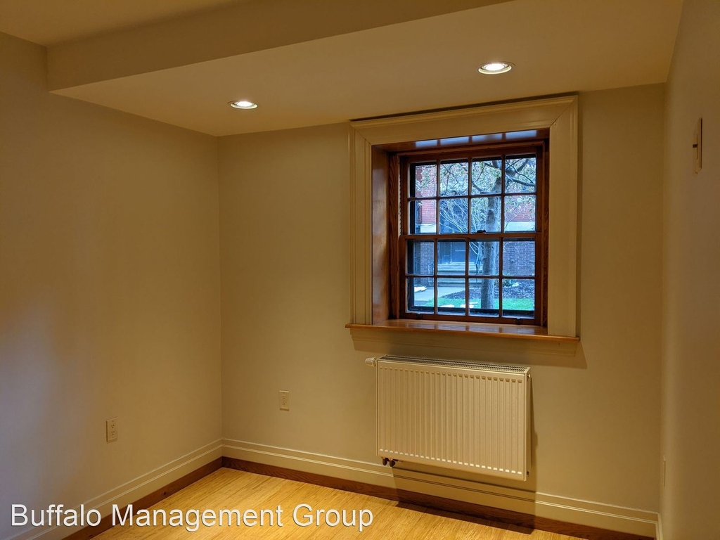 1149 Delaware Ave - Photo 4