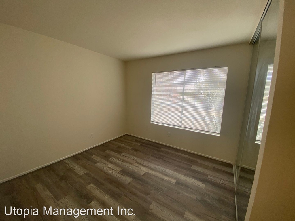 13228 Fordham Circle - Photo 11