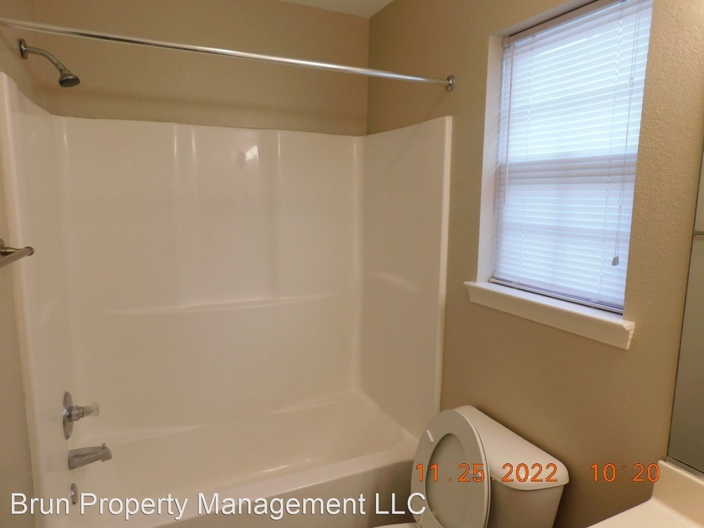 2313 Talbott Way - Photo 24