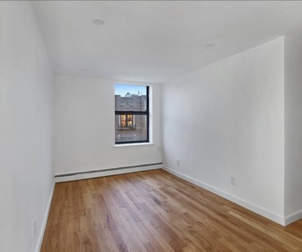 90 East 18th Street - Photo 2