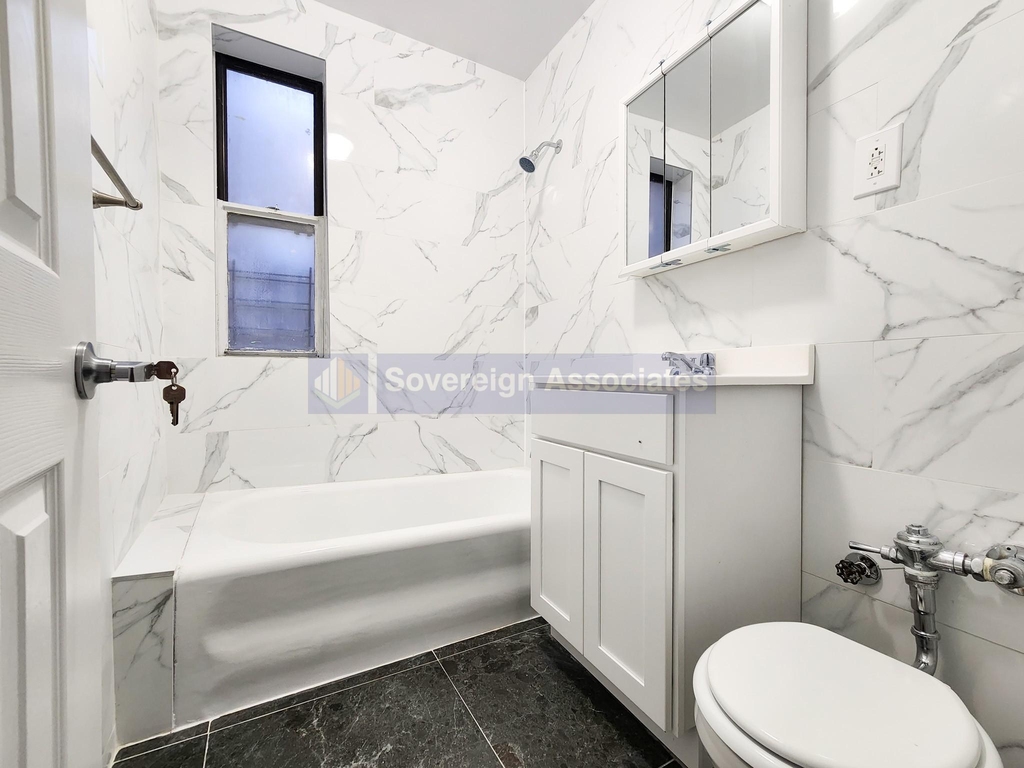 24 Thayer Street - Photo 6