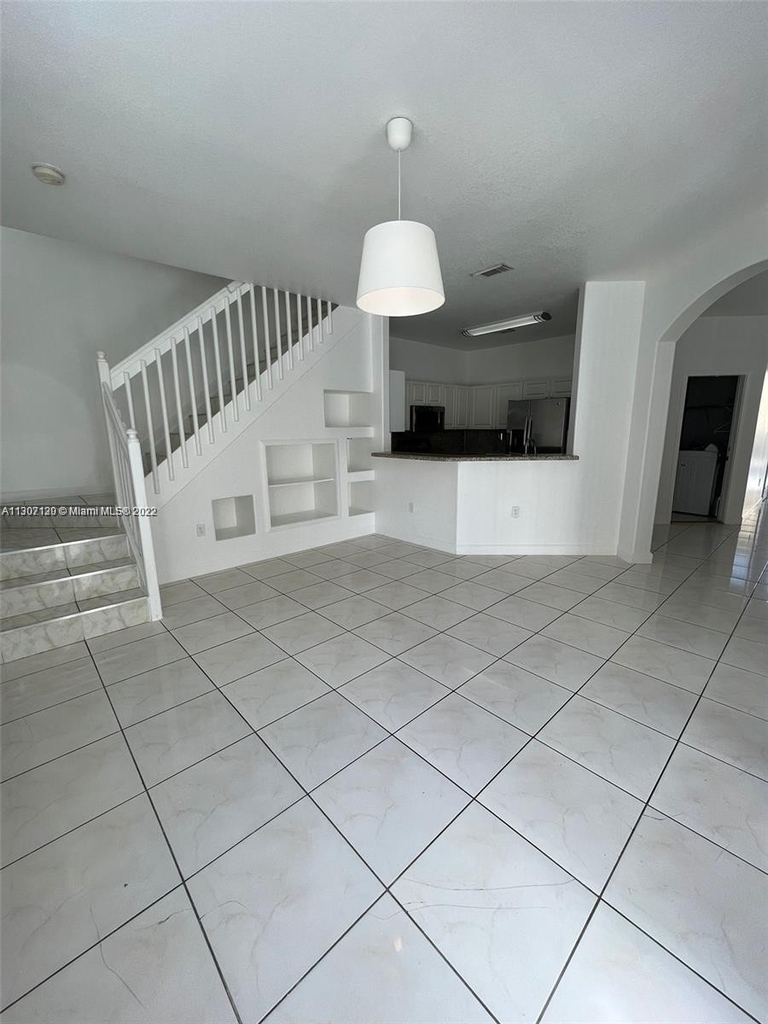 4847 Nw 108th Ct - Photo 5