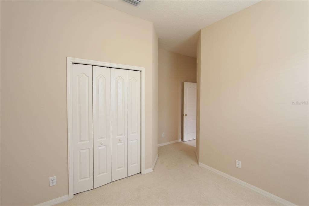 16326 Bridgelawn Avenue - Photo 11