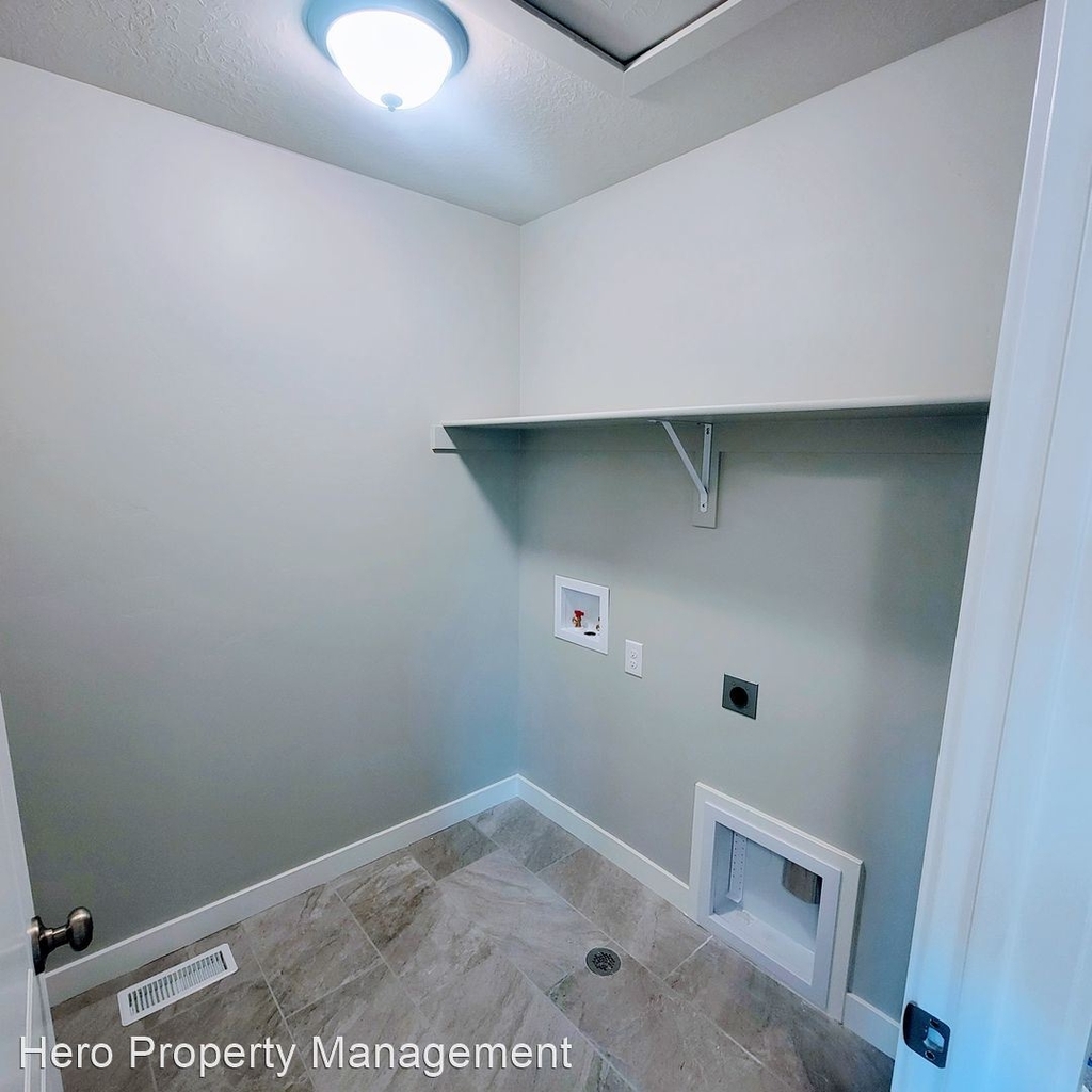 5022 Evergreen Lane - Photo 23