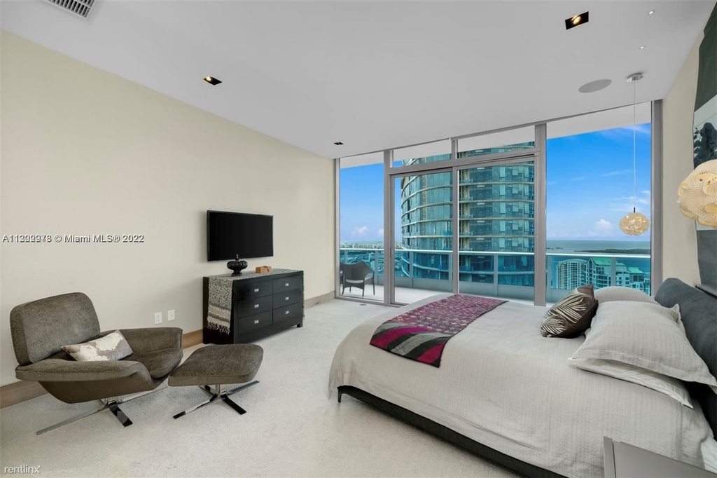 200 Biscayne Boulevard Way Apt 5401 - Photo 14