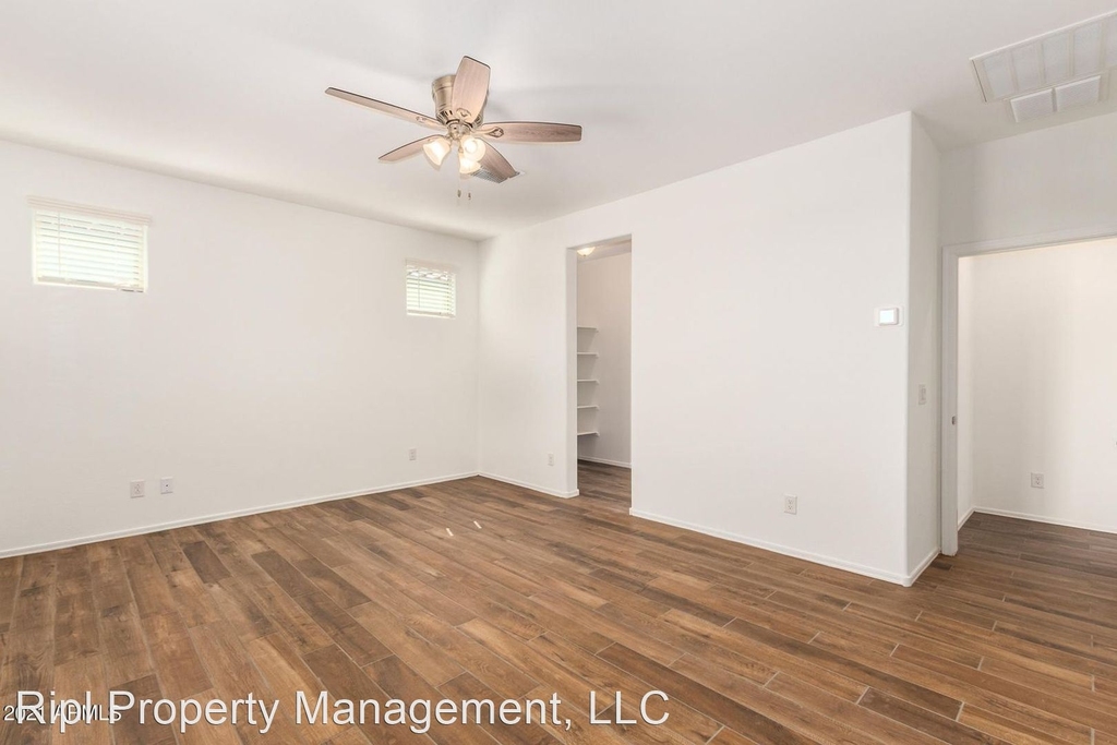 40106 W. Jenna Lane - Photo 12