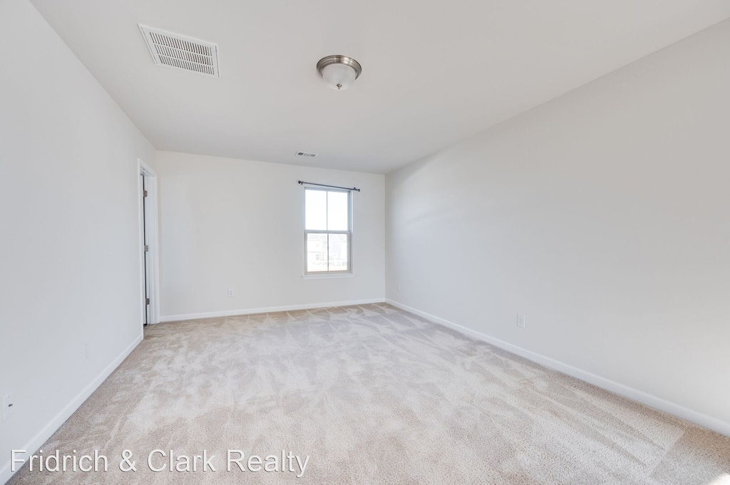 1720 Eastwick Lane - Photo 17