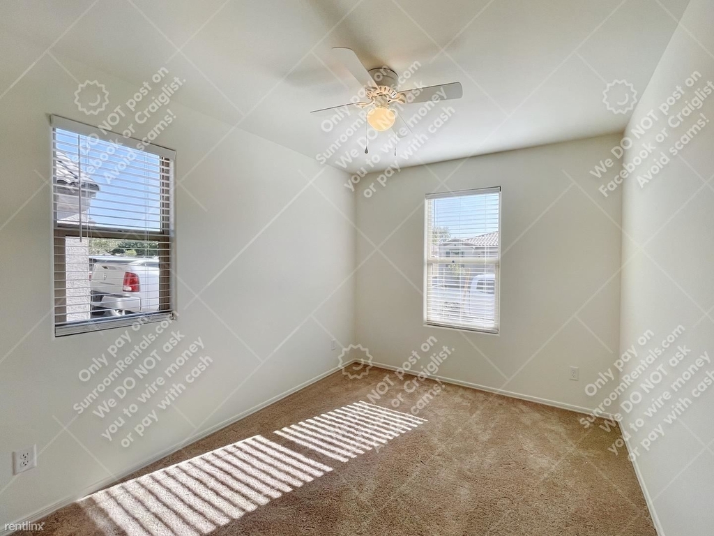 1736 E Desert Breeze Pl - Photo 5