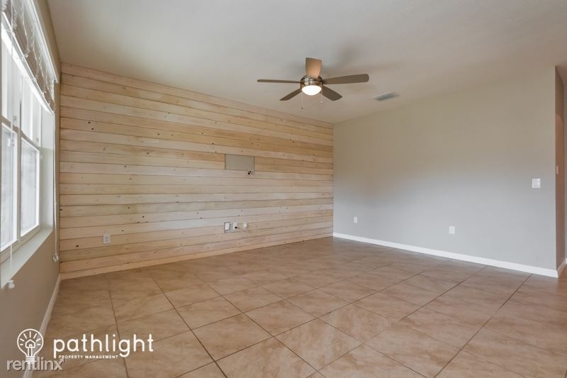 340 Spruce Pine Drive Unit - Photo 2