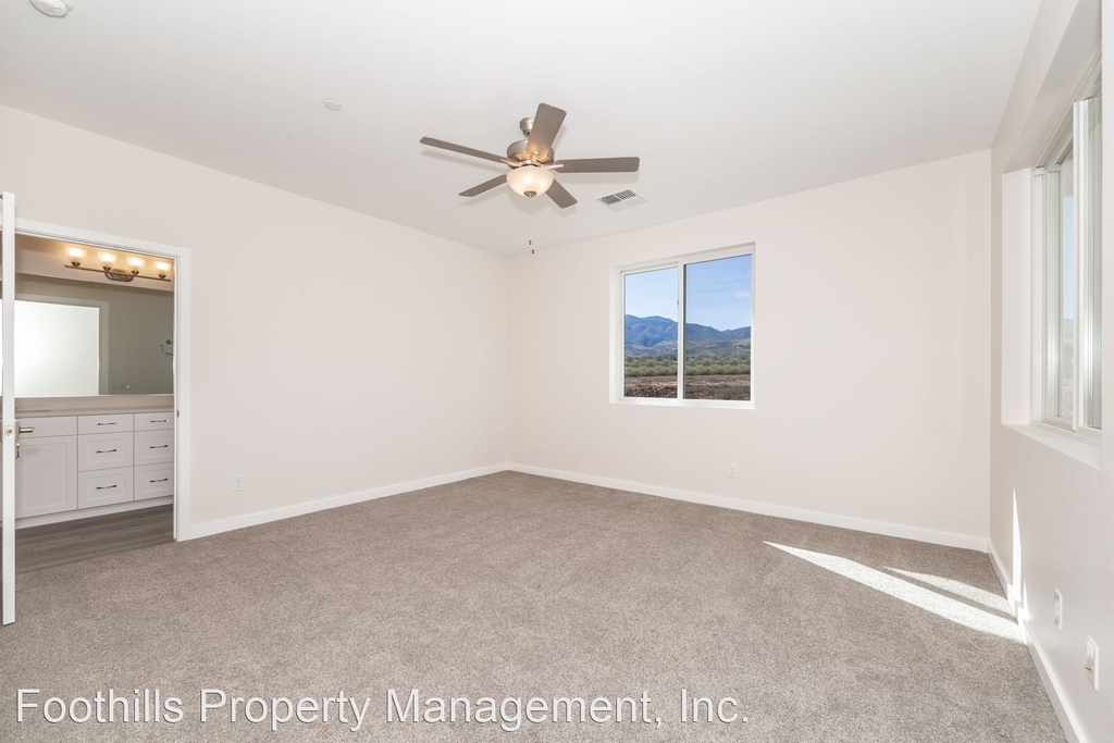 994 Sterling Lane - Photo 6