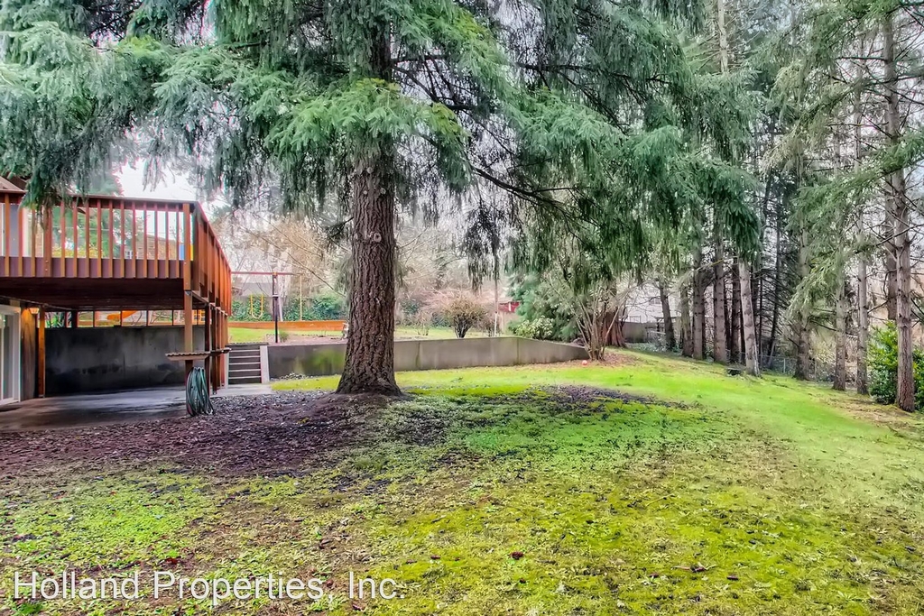 325 Se 18th Ave - Photo 31