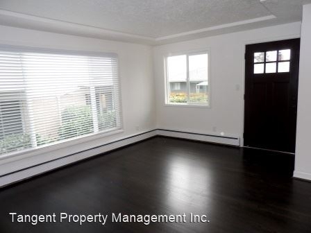 21-47 Sw Bancroft Street - Photo 1