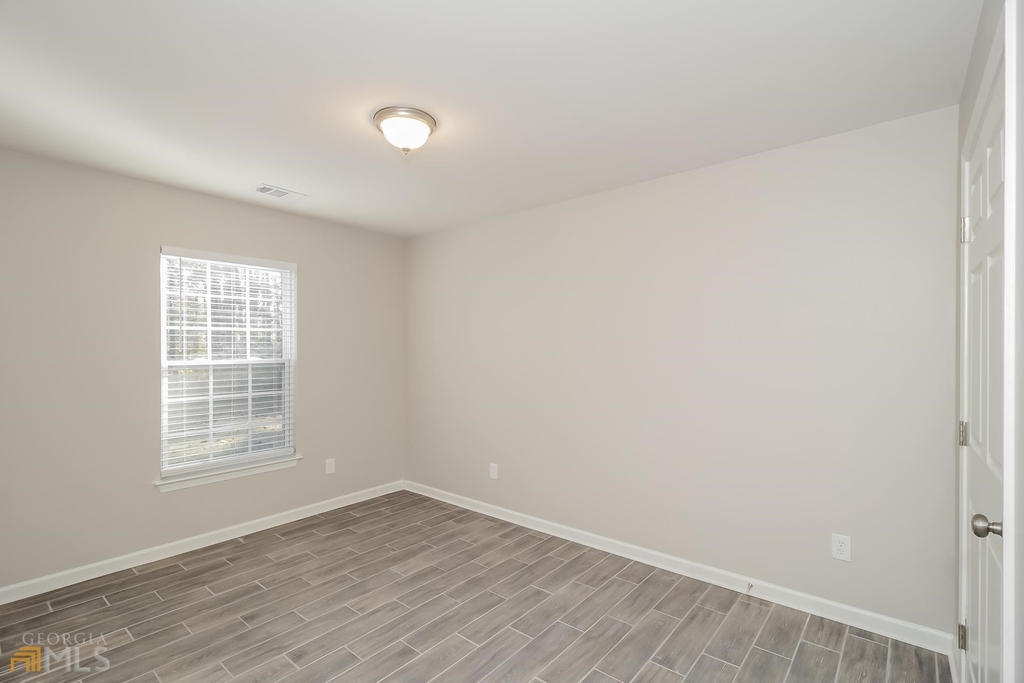 1801 Blossom Lane - Photo 10