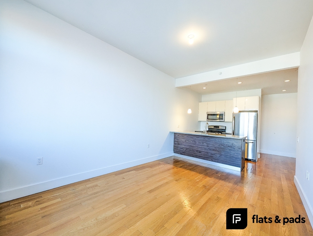 836 Bergen Street - Photo 1