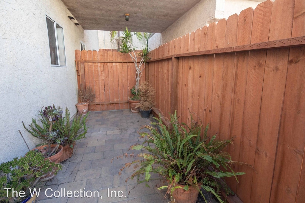 17661 Van Buren Street - Photo 26