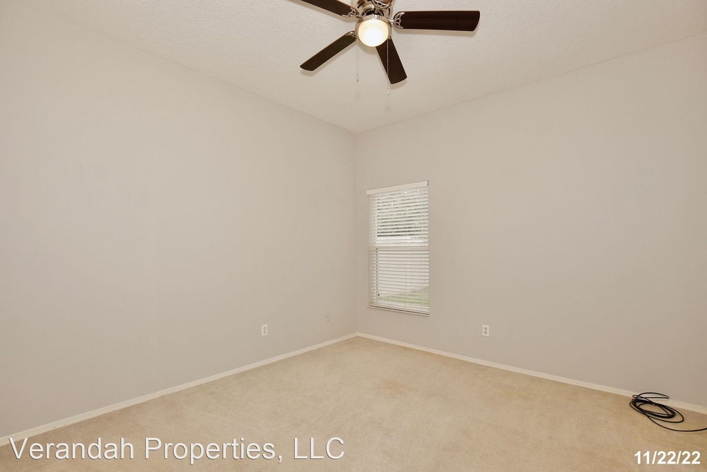 1092 Shimmering Sand Dr - Photo 13