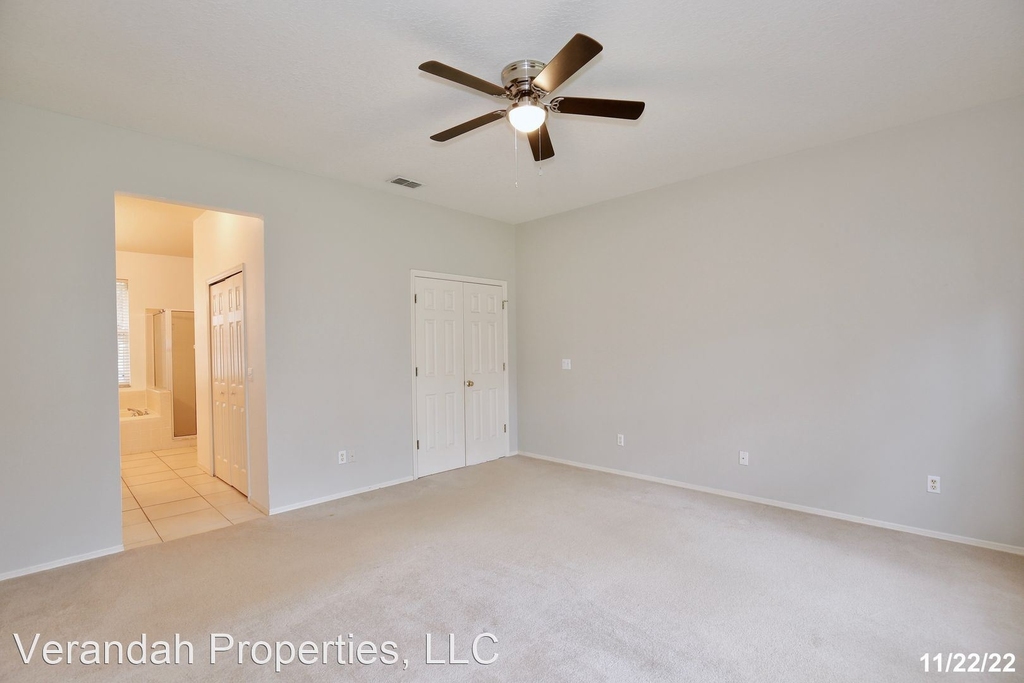 1092 Shimmering Sand Dr - Photo 11