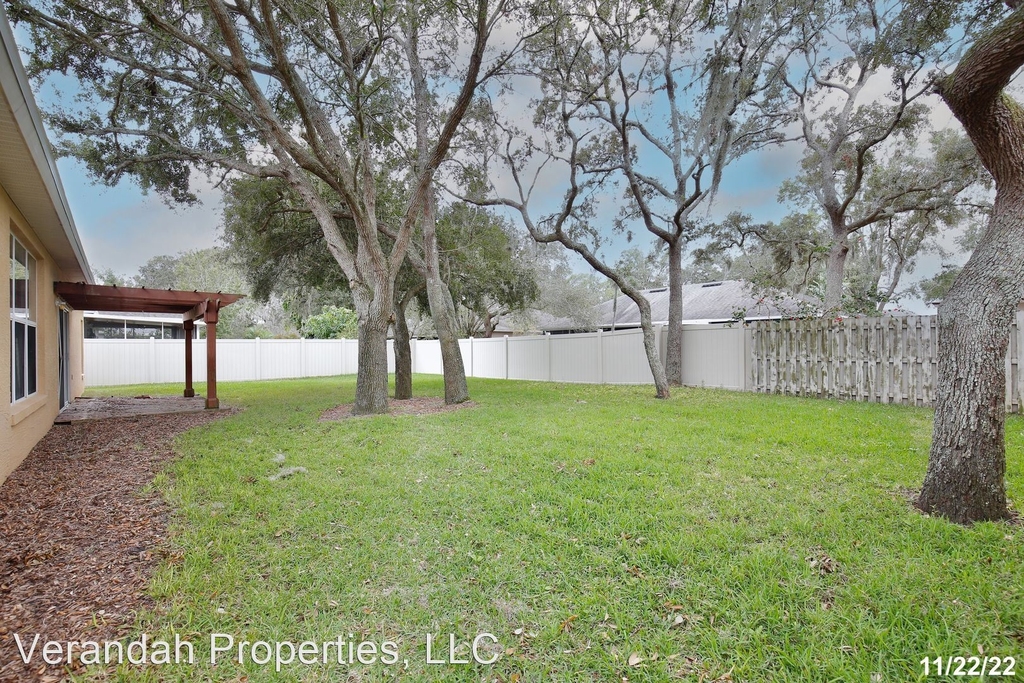 1092 Shimmering Sand Dr - Photo 20