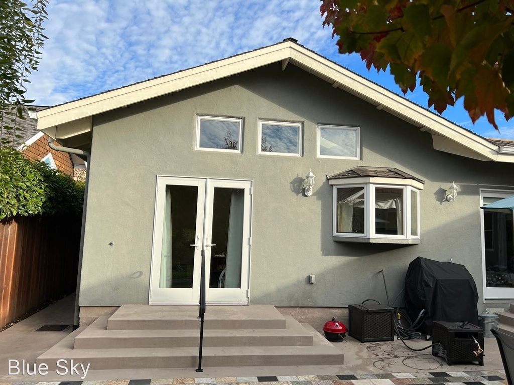 169 Marie Way - Photo 1