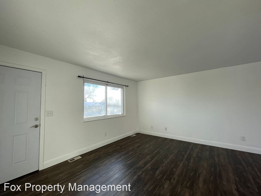 1125 W. 96th Avenue - Photo 2