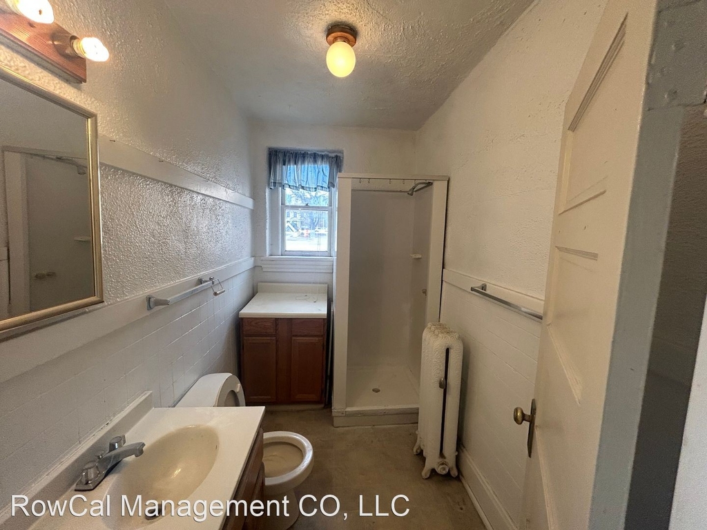 210 S. Weber Street - Photo 4