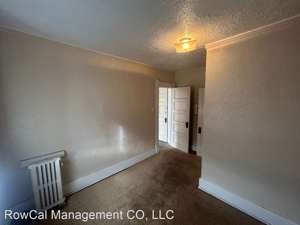 210 S. Weber Street - Photo 2