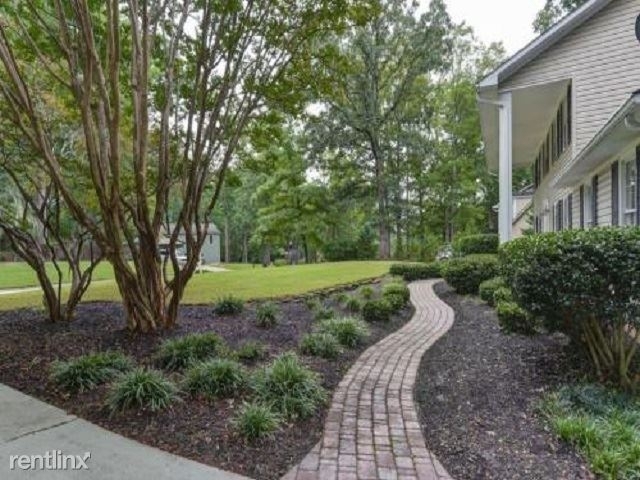 395 Hunters Blind Drive - Photo 1