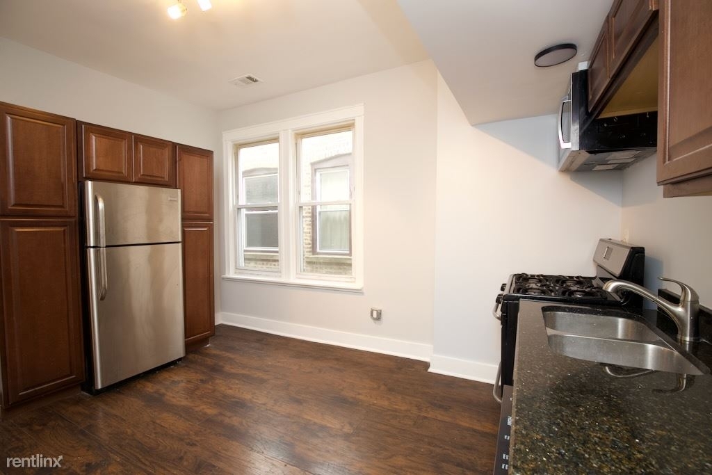 3649 W. Montrose, Unit F-5 - Photo 2