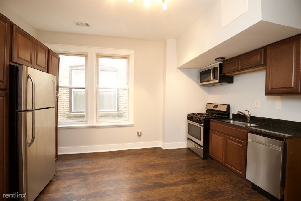 3649 W. Montrose, Unit F-5 - Photo 1